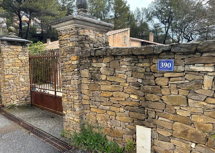 Maison Au Pied De La Sainte Victoire