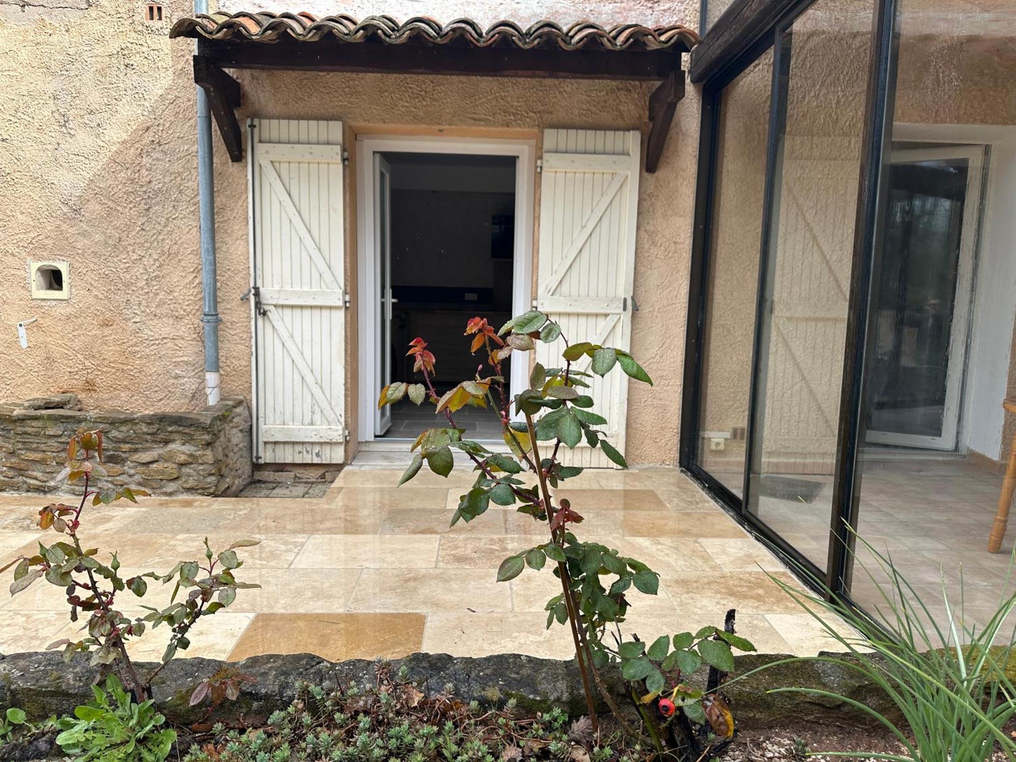 Maison Au Pied De La Sainte Victoire Holiday home