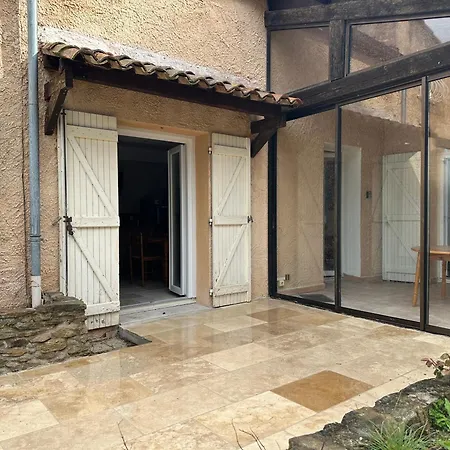 Maison Au Pied De La Sainte Victoire Puyloubier Exterior photo
